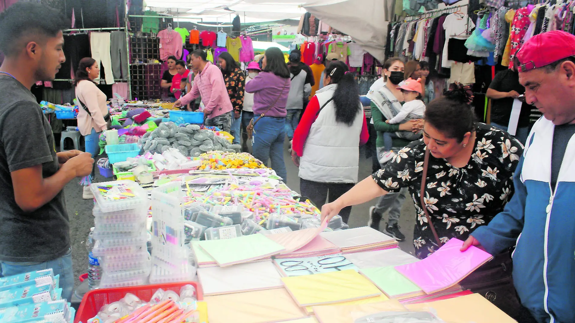 UTILES ESCOLARES EN TIANGUIS TRES_CMYK